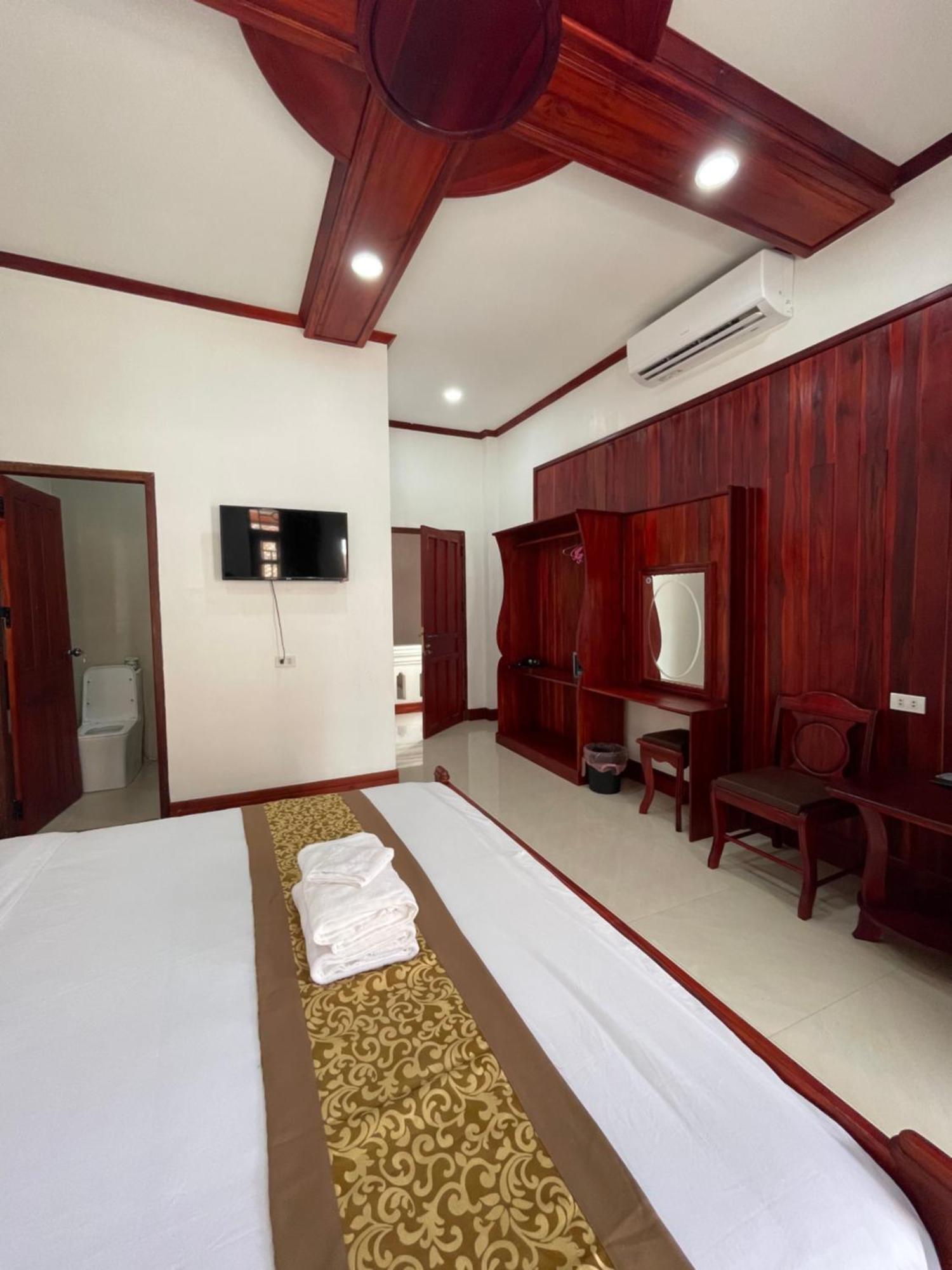 Phailin Hotel Luang Prabang Buitenkant foto